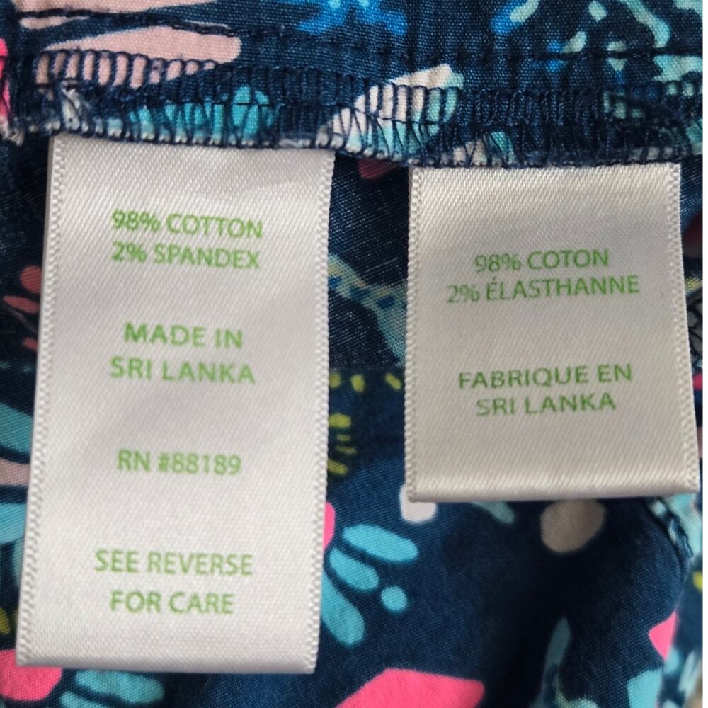Lilly Pulitzer Callahan Shorts Size Medium Blue Pink Tropical Print Flat Front - Picture 5 of 6